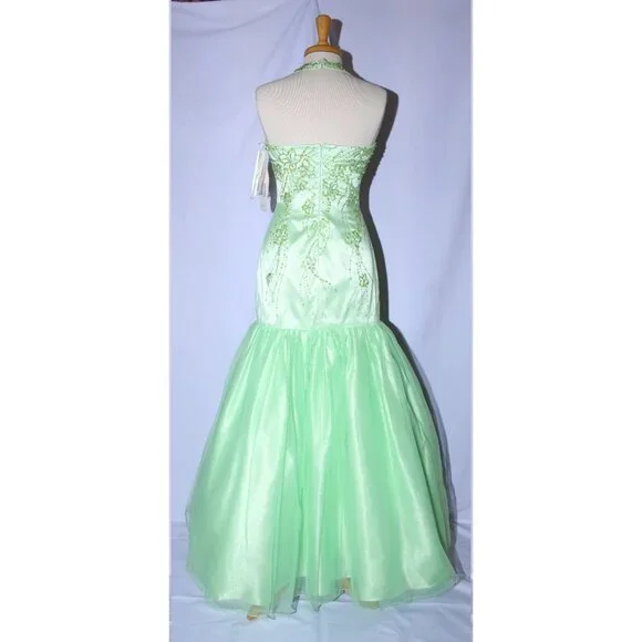 Loralie #7484 Hand Beaded Tulle Fit and Flare Prom Gown-Size 8-Apple Green-NEW - Picture 2 of 4